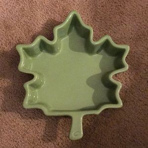 CHANTAL Maple Leaf 1-qt. Ceramic Bakeware *Baking Dish*